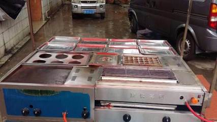 深圳布吉9成新三輪電動小吃車轉讓，附贈獨家小吃技術